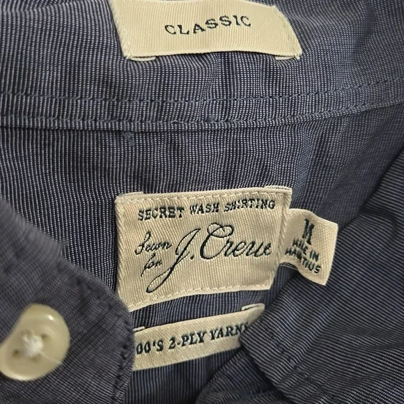 NWT J. Crew Button Down! Secret Wash! Size Medium ! - Picture 3 of 3